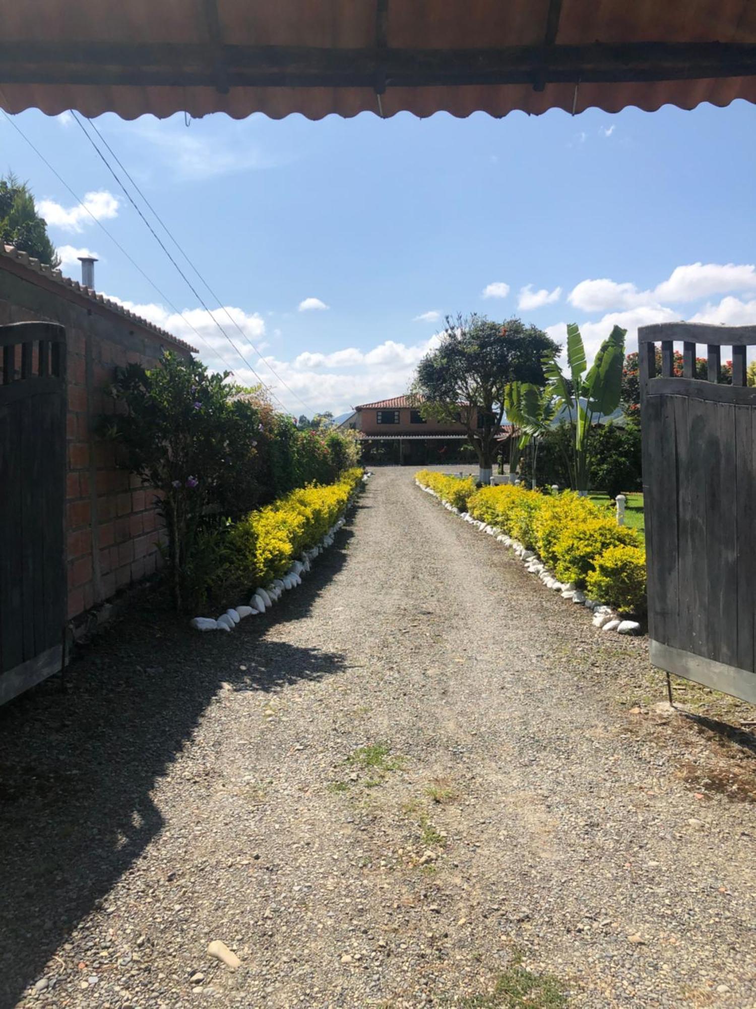 Finca Hotel Paraiso Urrao Exterior photo
